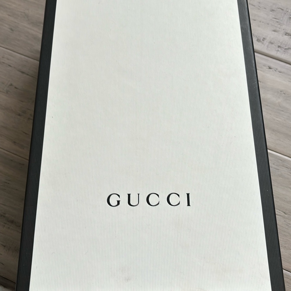 Gucci slides (Size 7) MENS